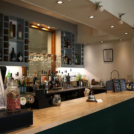 Clarence Court Hotel Челтнъм Екстериор снимка